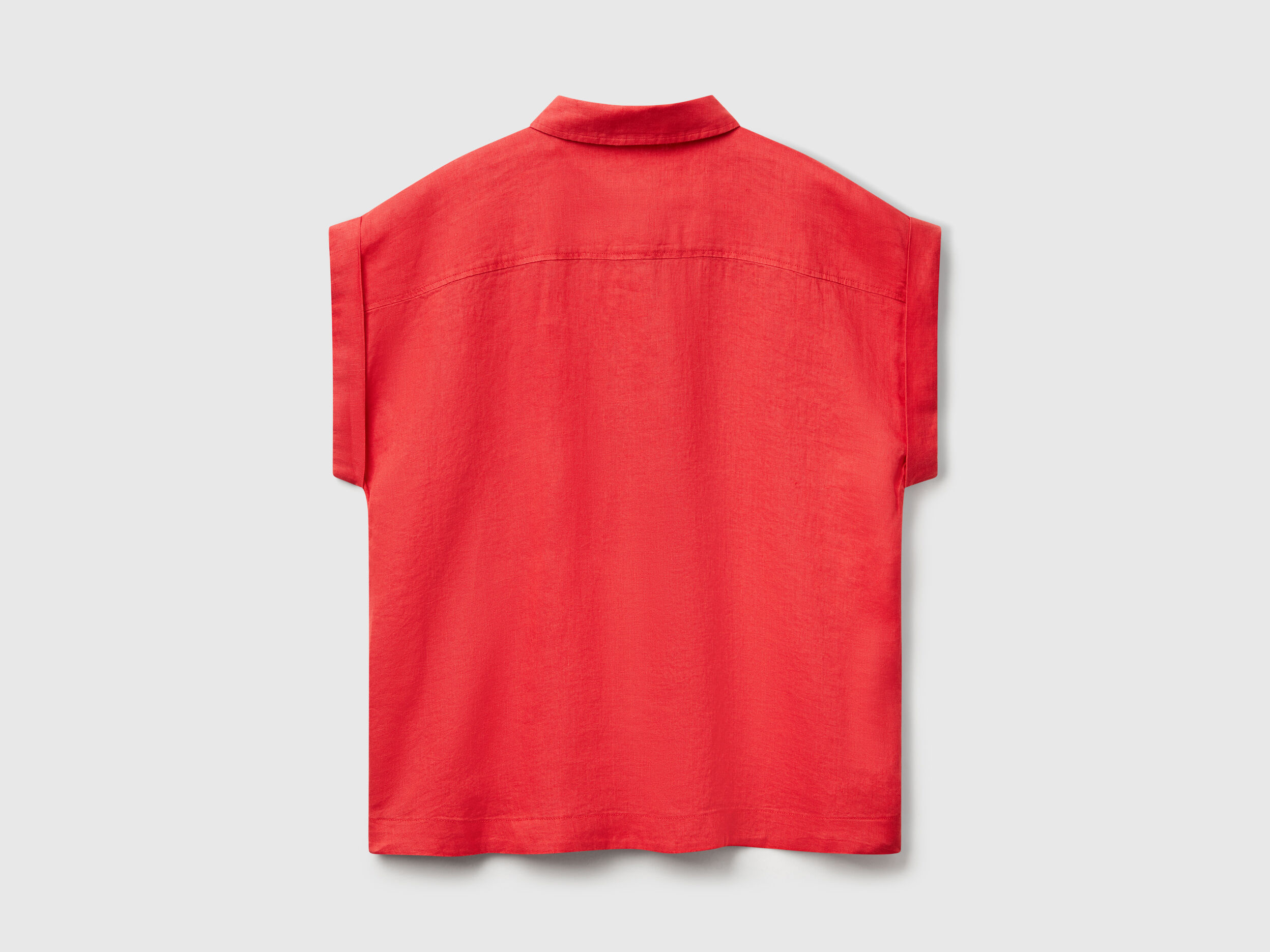 Regular fit shirt in pure linen - Brick Red | Benetton