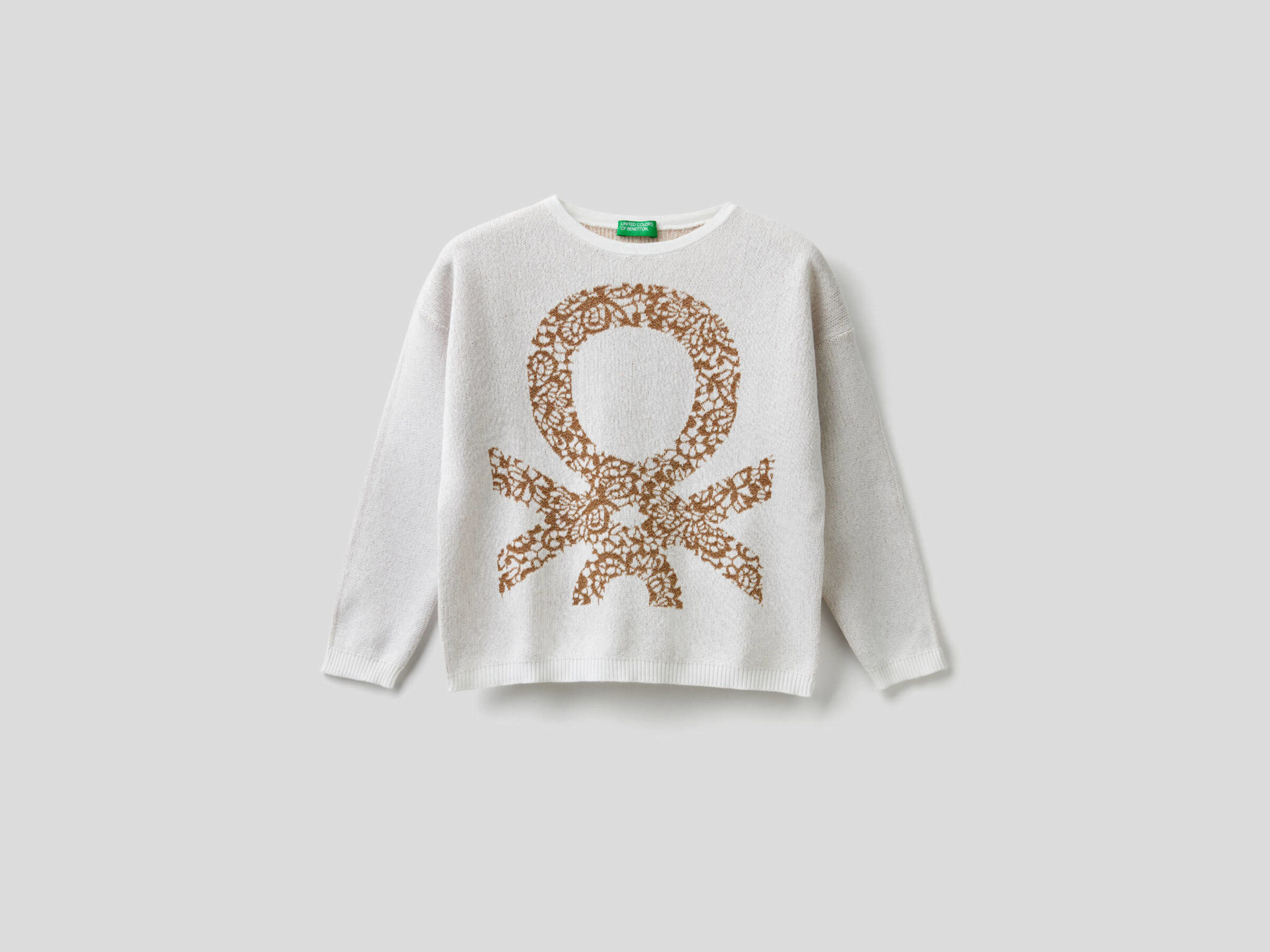 Boxy sweater with inlay image number null