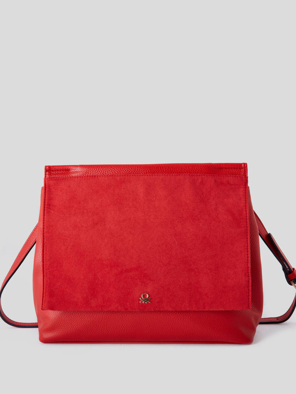 Benetton Handbags 2024 favors