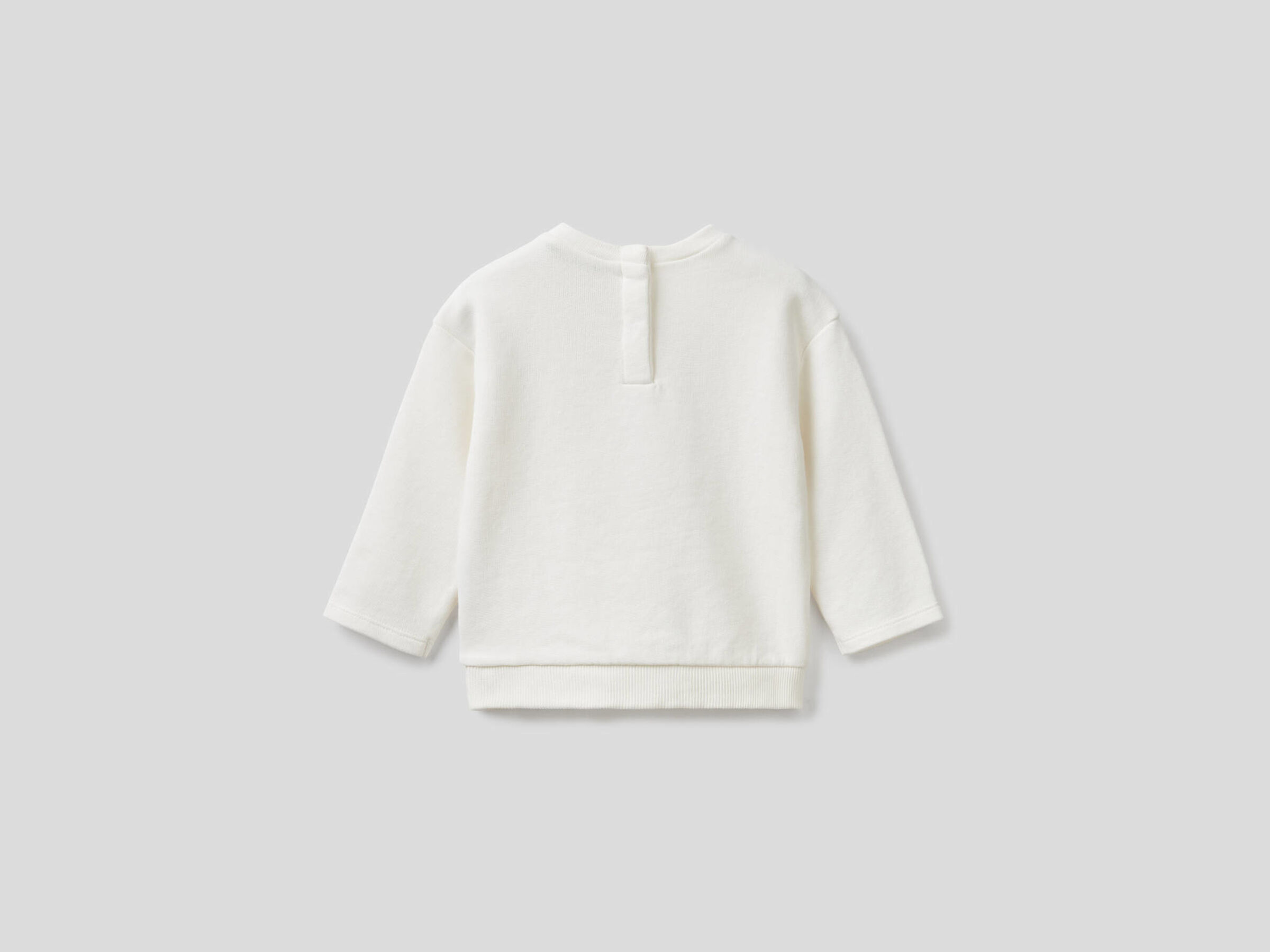 Sweatshirt with petal look applique image number null