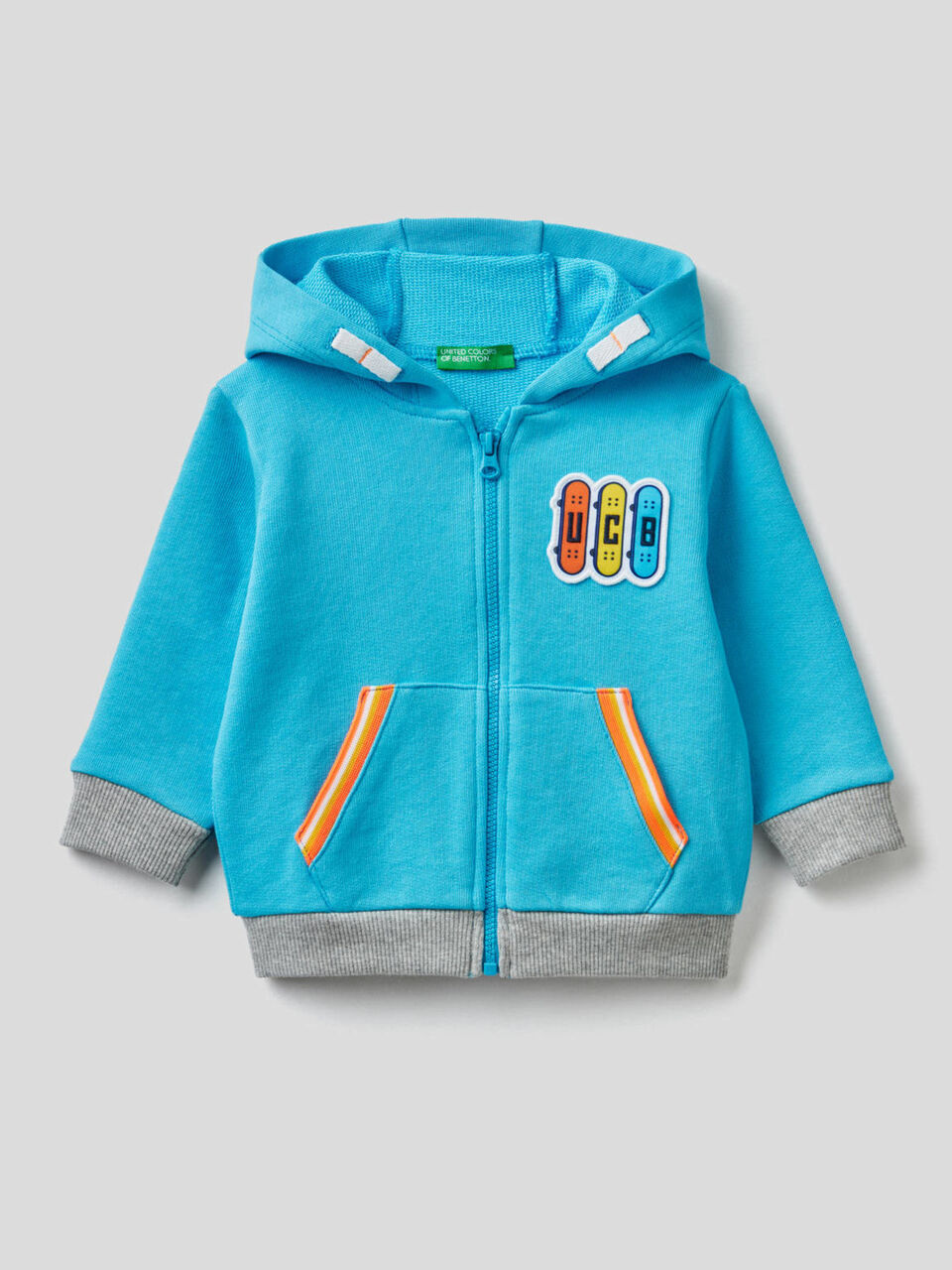 100% cotton sweatshirt with zip and hood image number null