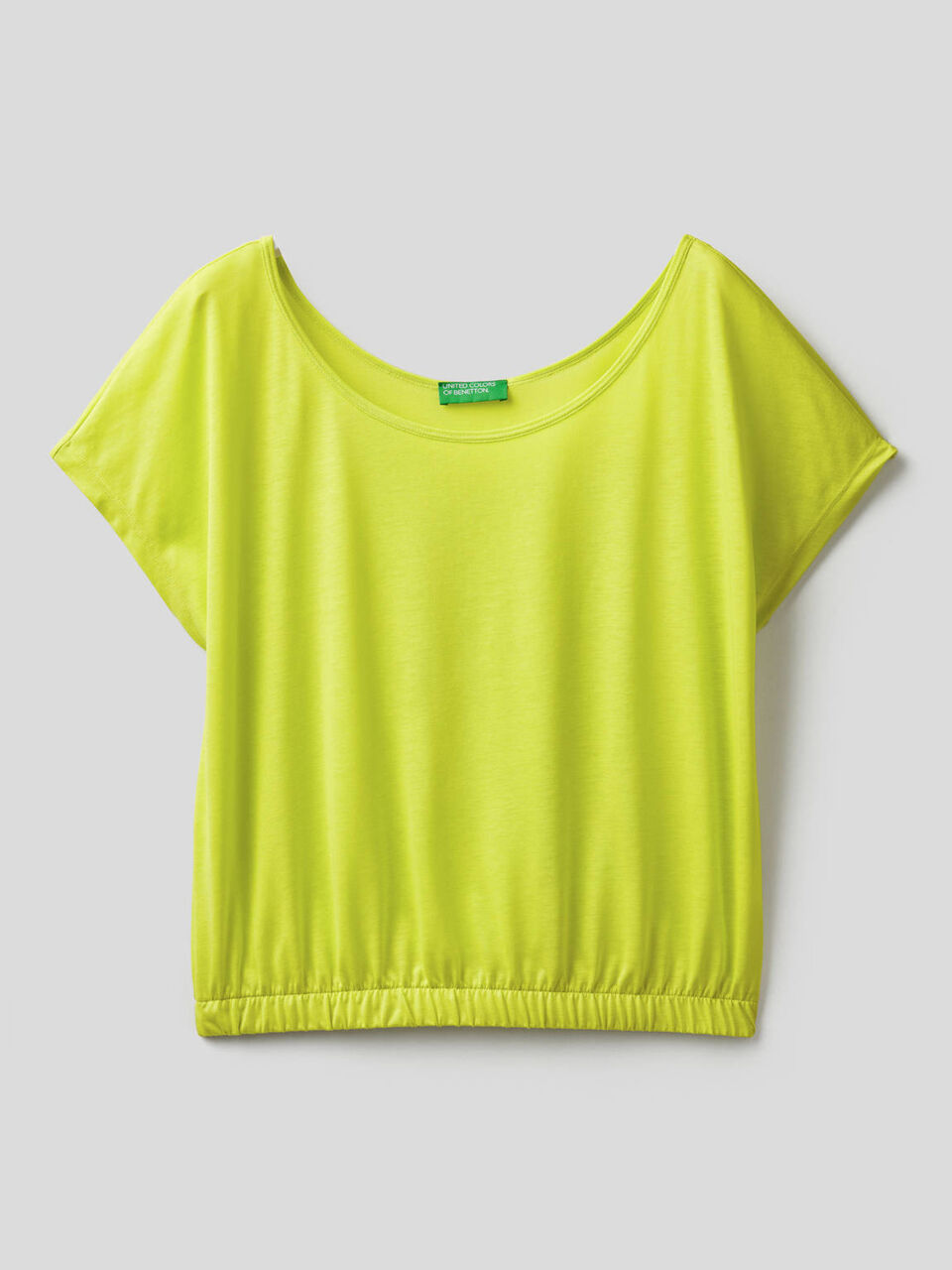 Flowy blouse with round neck image number 1