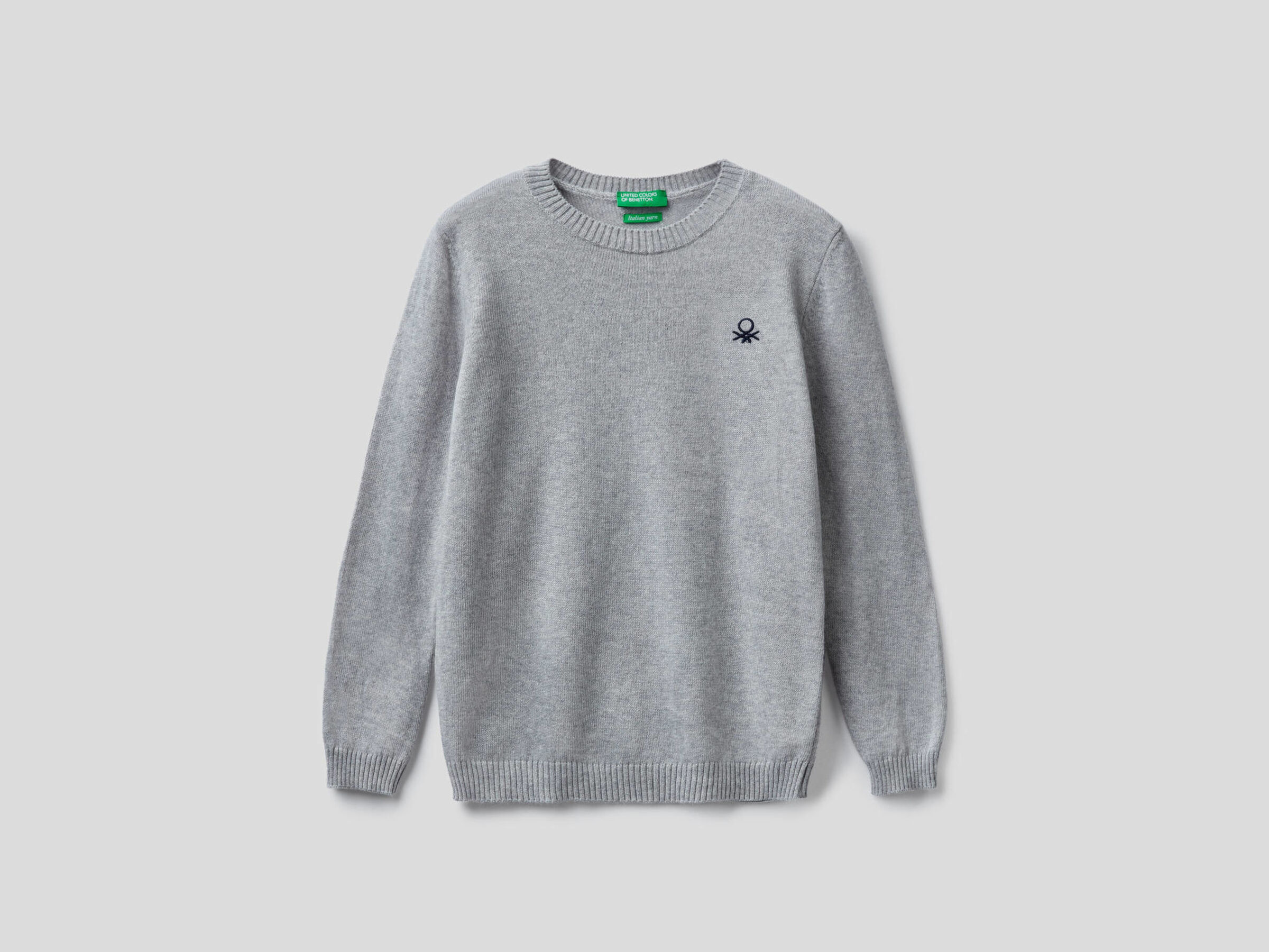 Sweater in cashmere and wool blend image number null