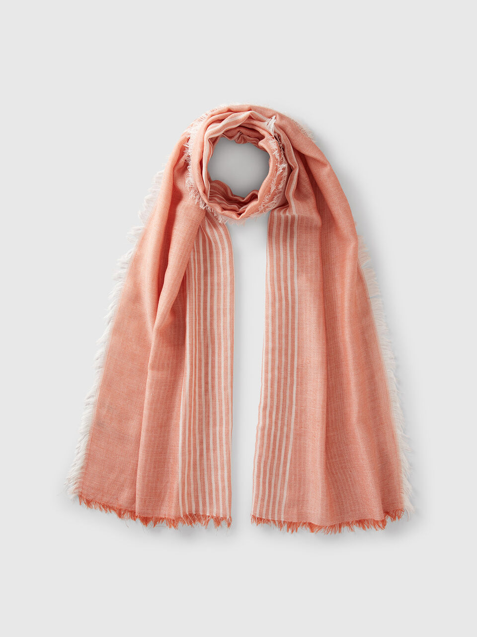 SCARF Men image number 1
