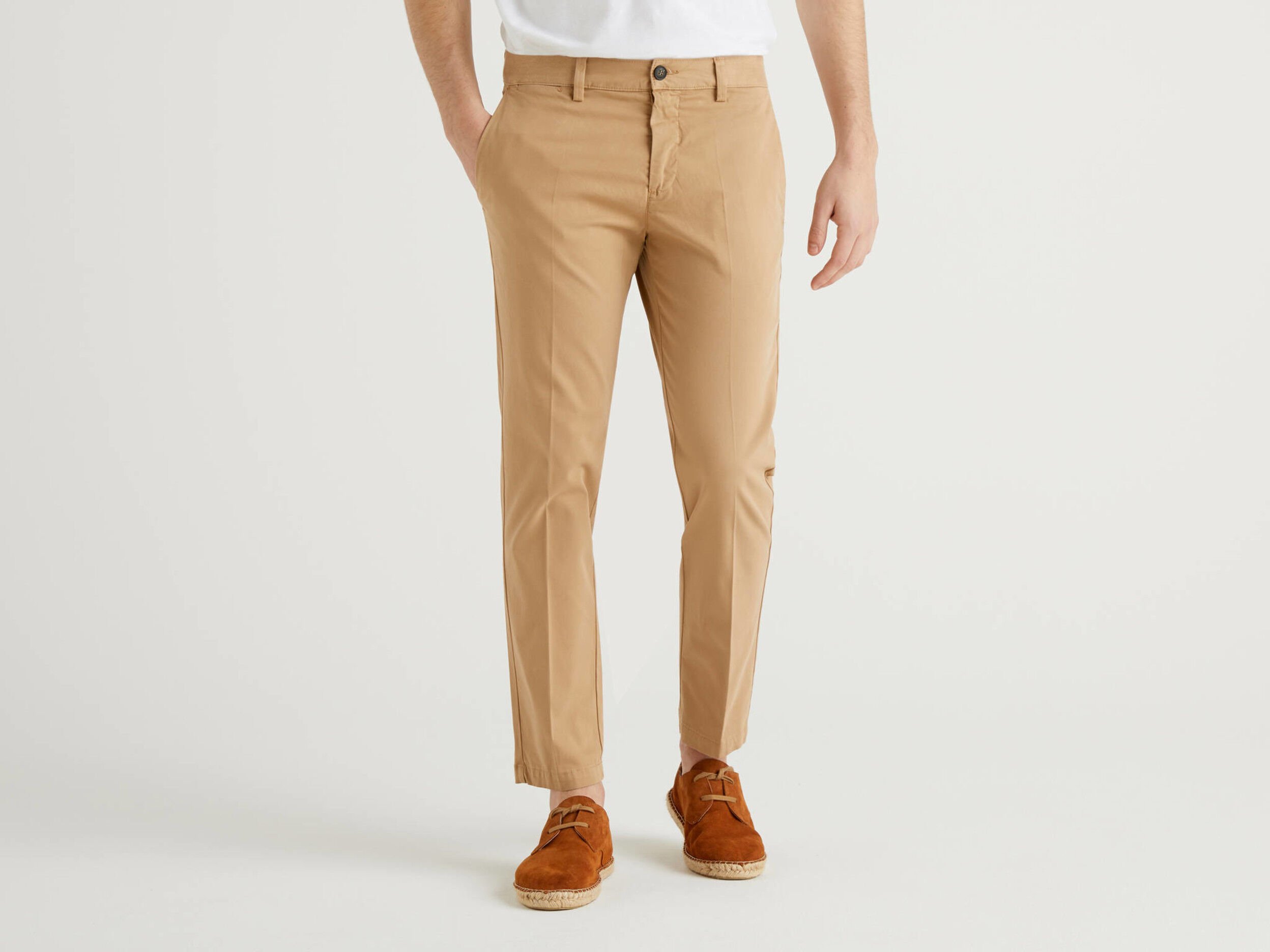 Elastic chino pants