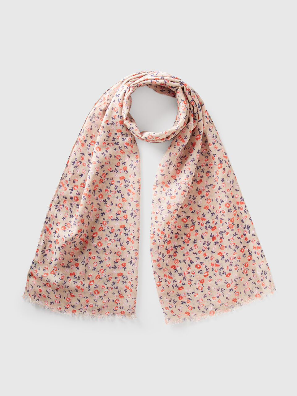 SCARF Women image number 1