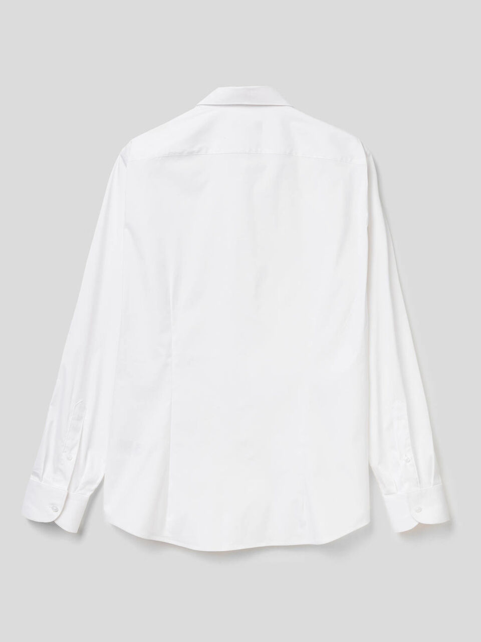 Solid color slim fit shirt image number 2