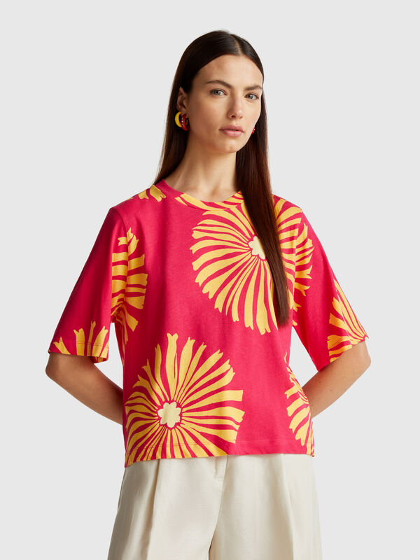 T-shirt with floral pattern Women