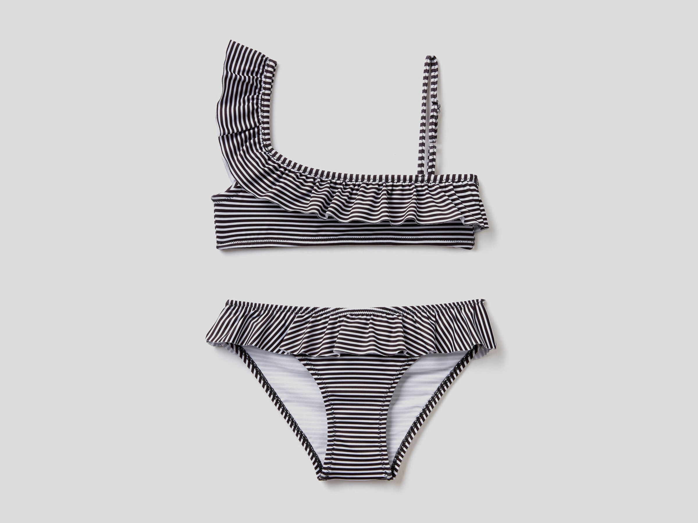 Striped bikini with frill image number null