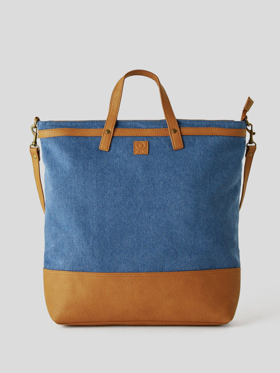 Benetton hot sale purse prices