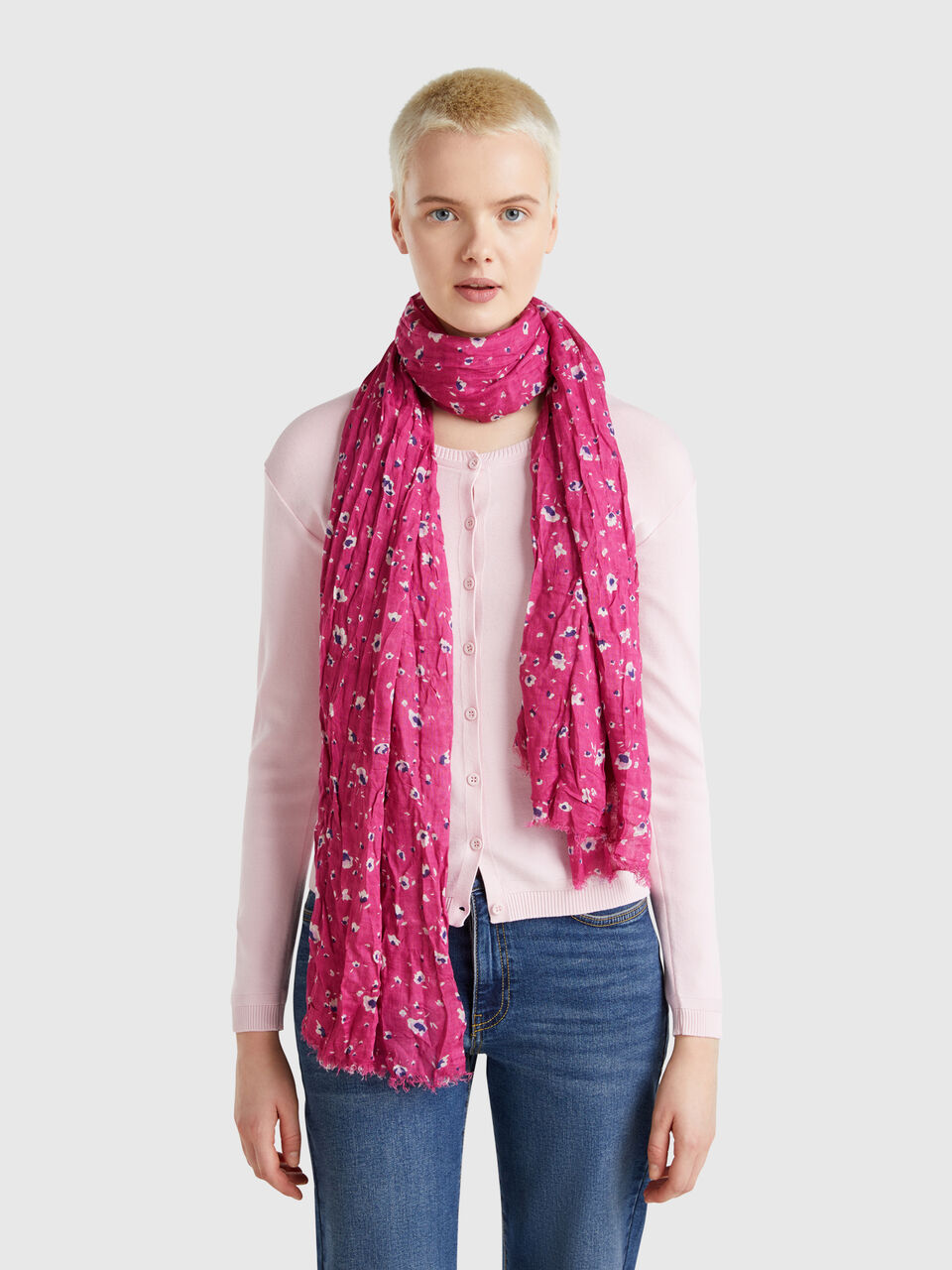 SCARF Women image number 2