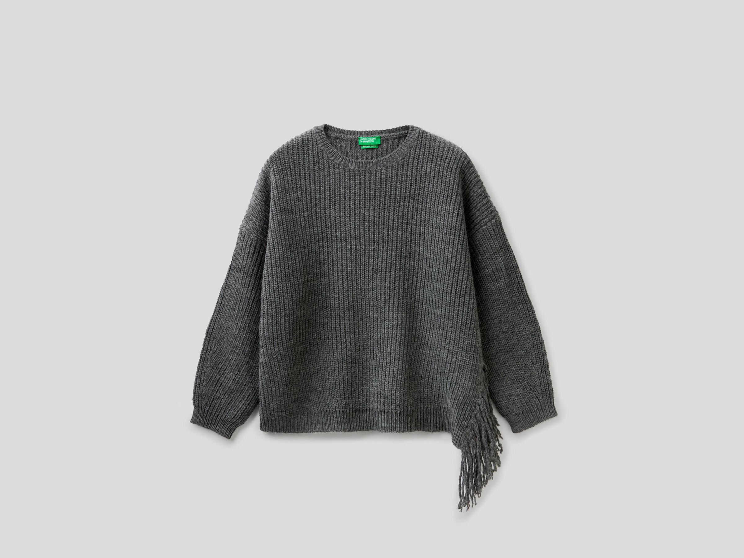 Sweater in wool blend with fringe image number null