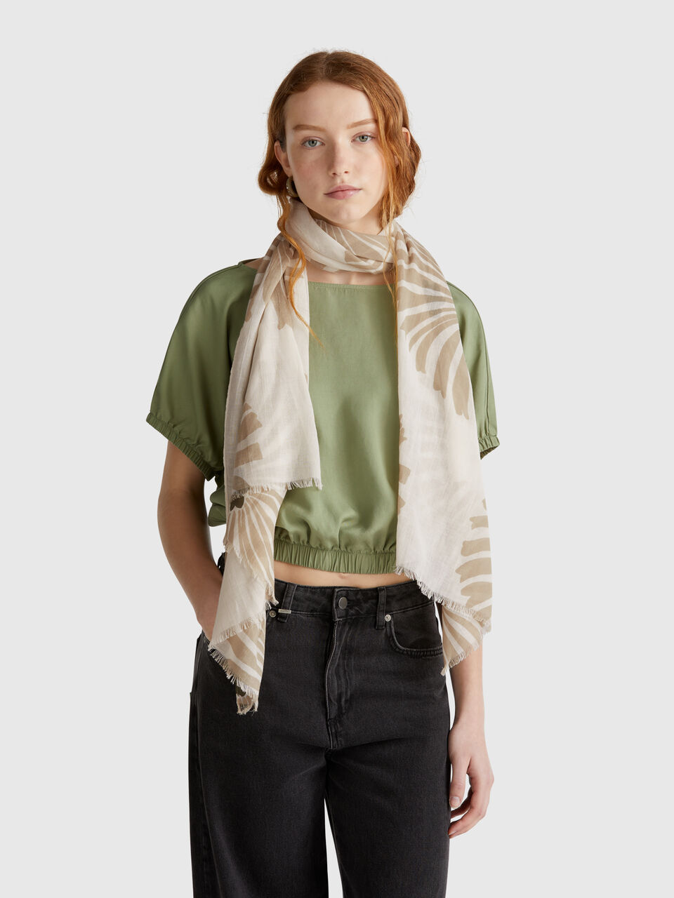 SCARF Women image number 2